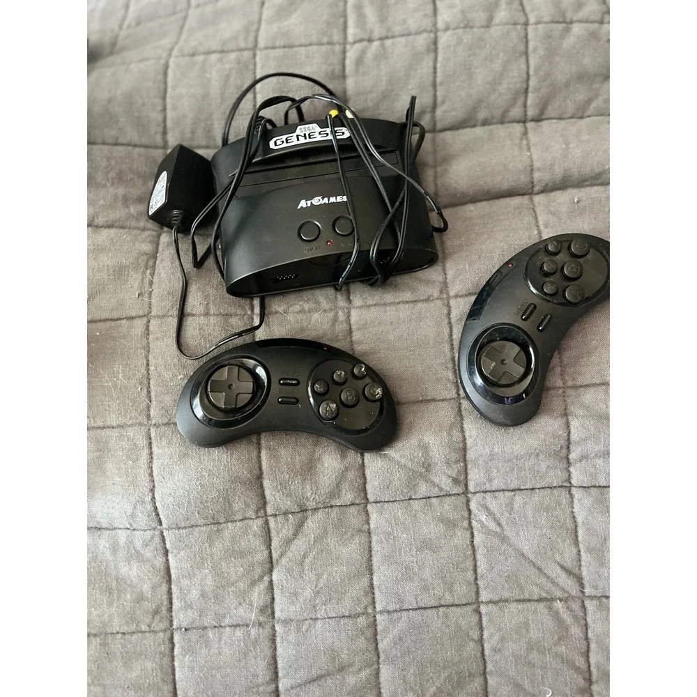AtGames Sega Genesis Classic Game Console 2 Wireless Controllers AV Cables Parts